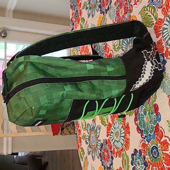 Minecraft Backpack - Picture 2 of 7